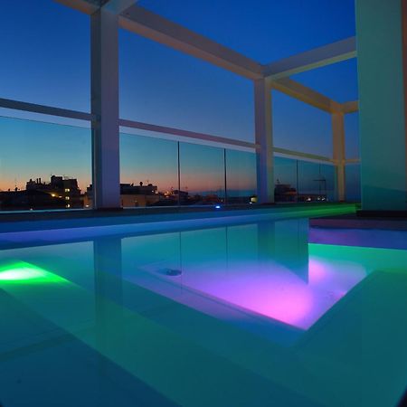 Embassy Hotel & Spa Cattolica Esterno foto