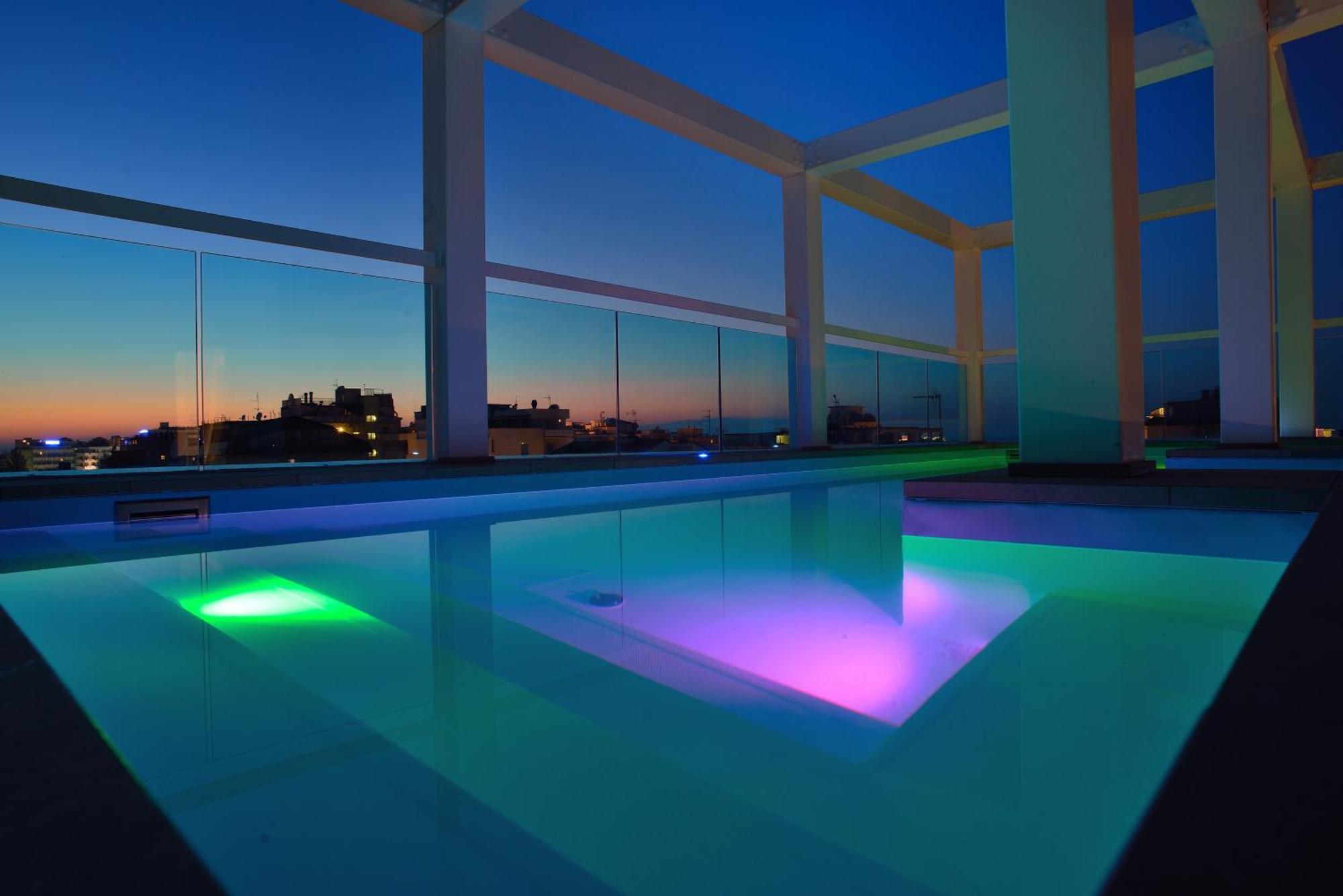 Embassy Hotel & Spa Cattolica Esterno foto