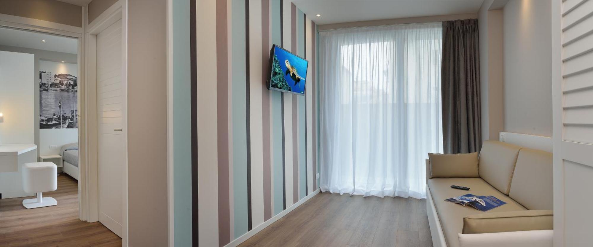 Embassy Hotel & Spa Cattolica Esterno foto