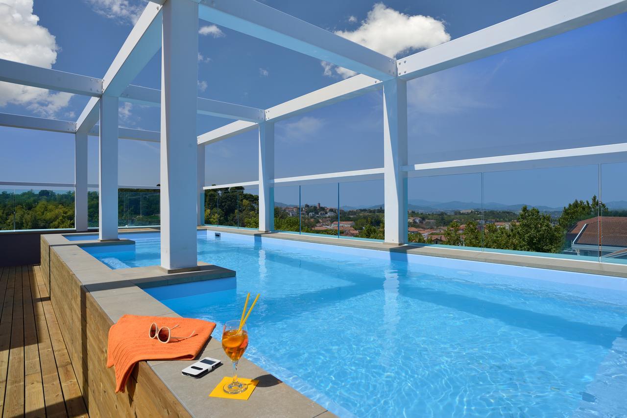 Embassy Hotel & Spa Cattolica Esterno foto