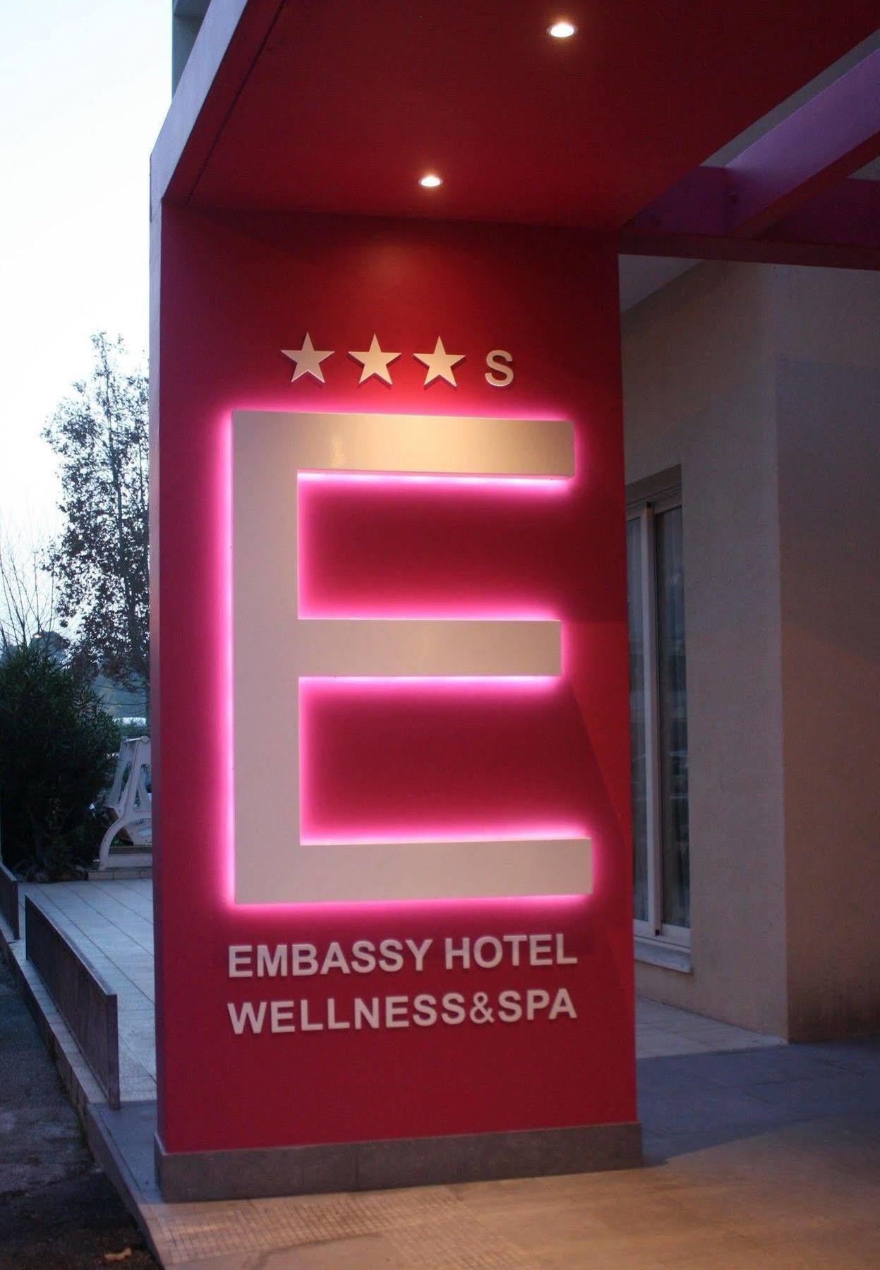 Embassy Hotel & Spa Cattolica Esterno foto