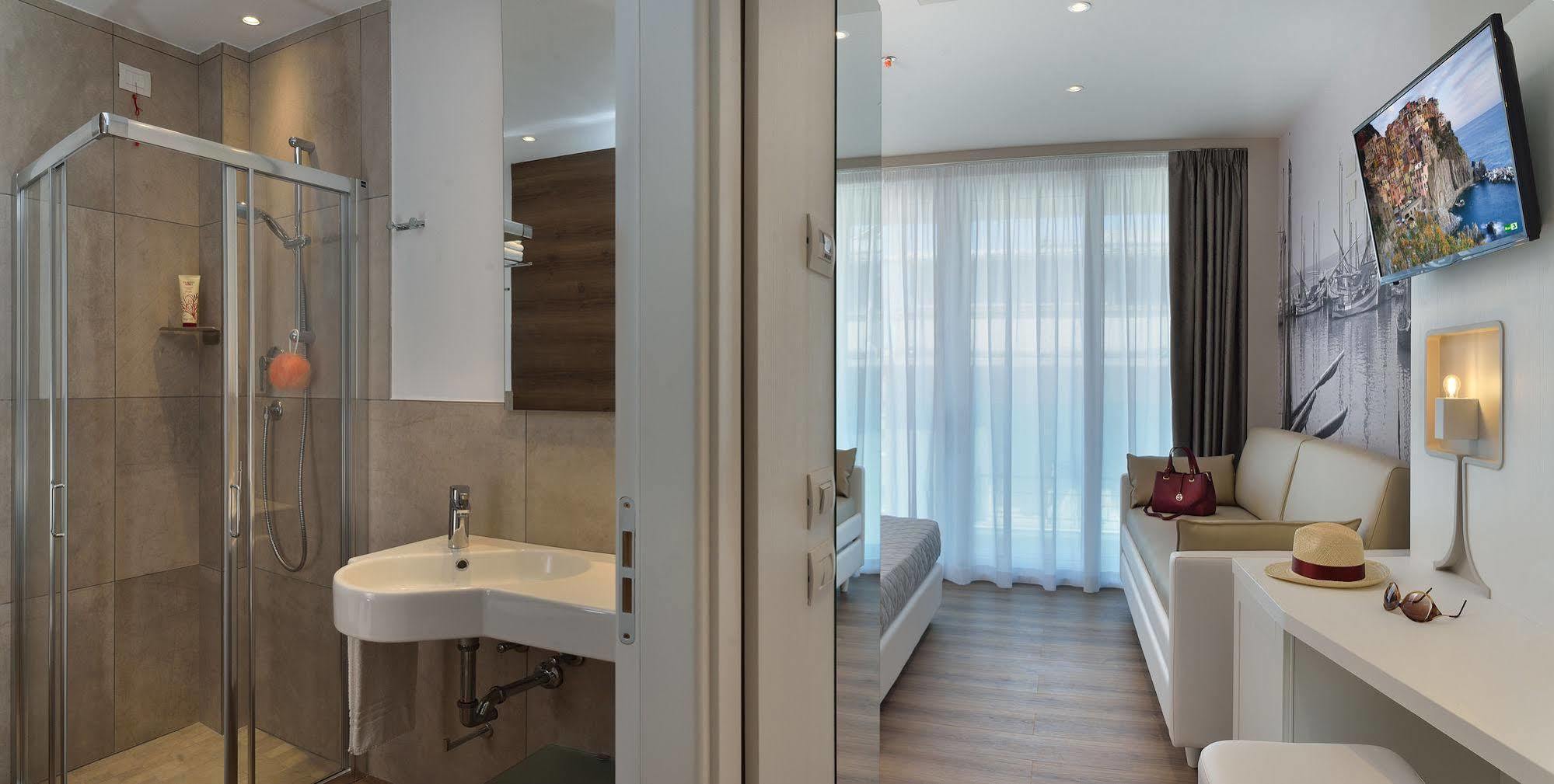 Embassy Hotel & Spa Cattolica Esterno foto